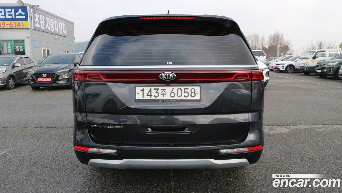 Kia Canival 2021