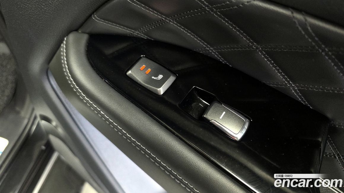 KG_Mobility_Ssangyong Rexton 2020