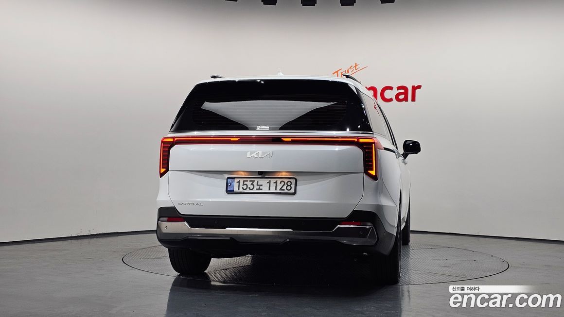 Kia Canival 2025