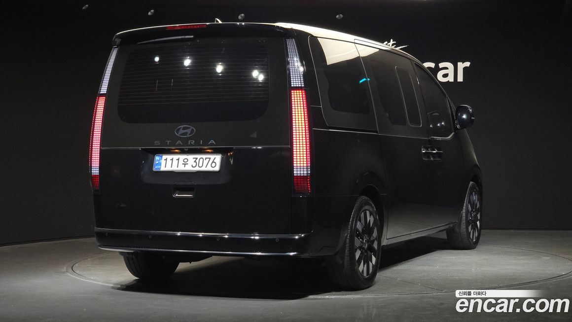 Hyundai Staria 2025