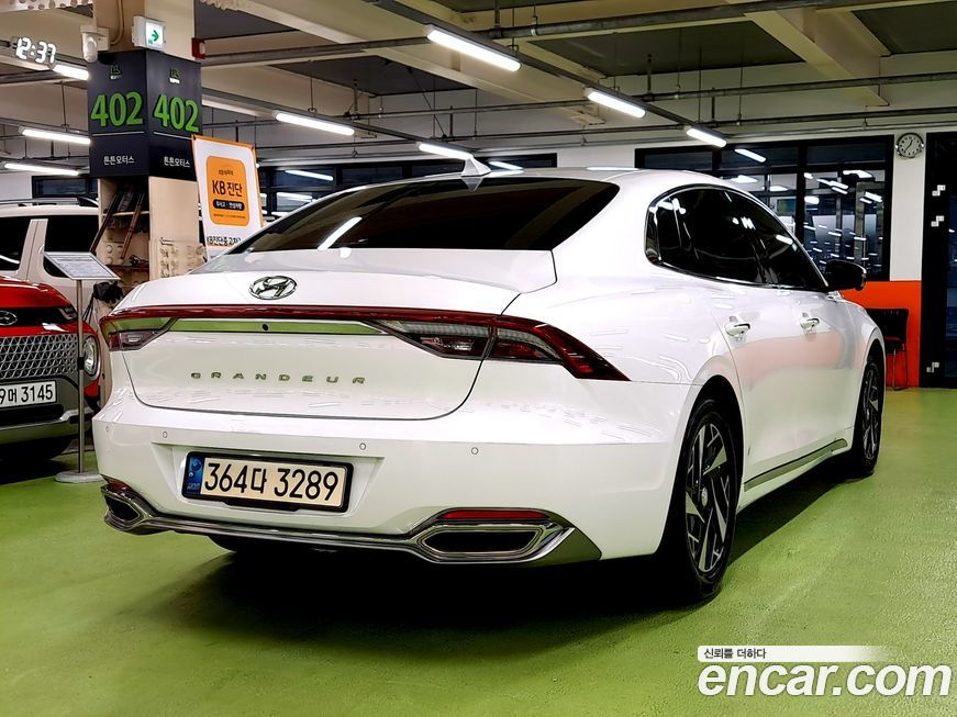 Hyundai Grandeur 2022