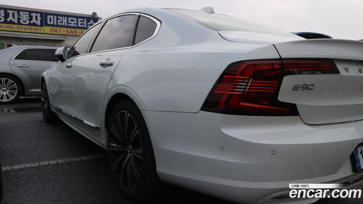Volvo S90 2021