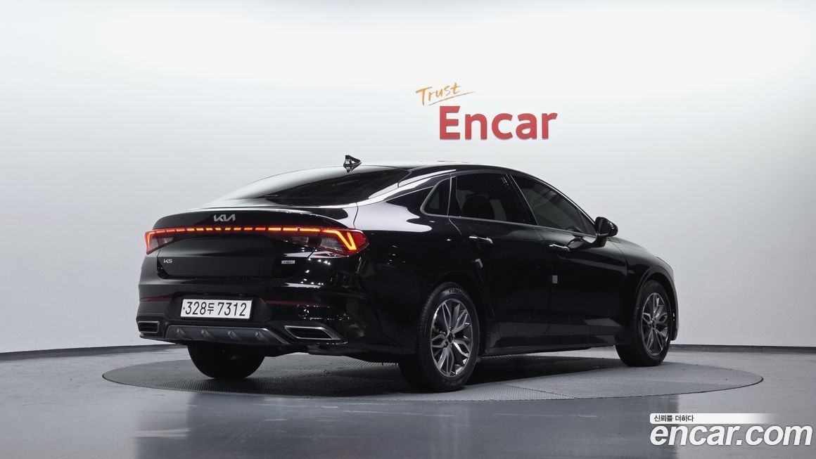 Kia K5 2023