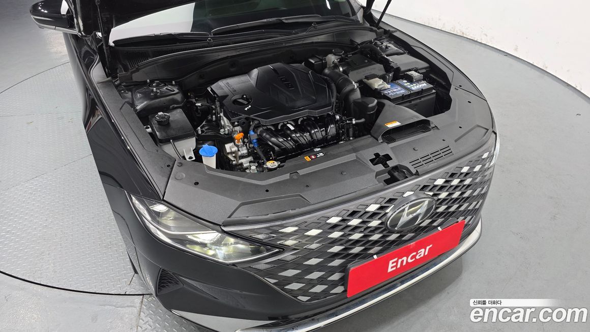 Hyundai Grandeur 2022