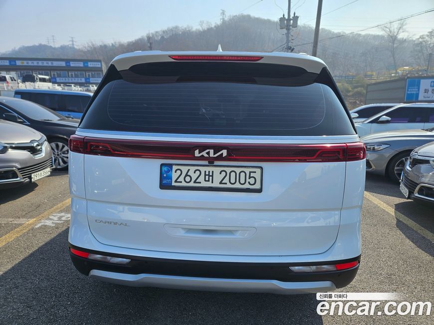 Kia Canival 2023