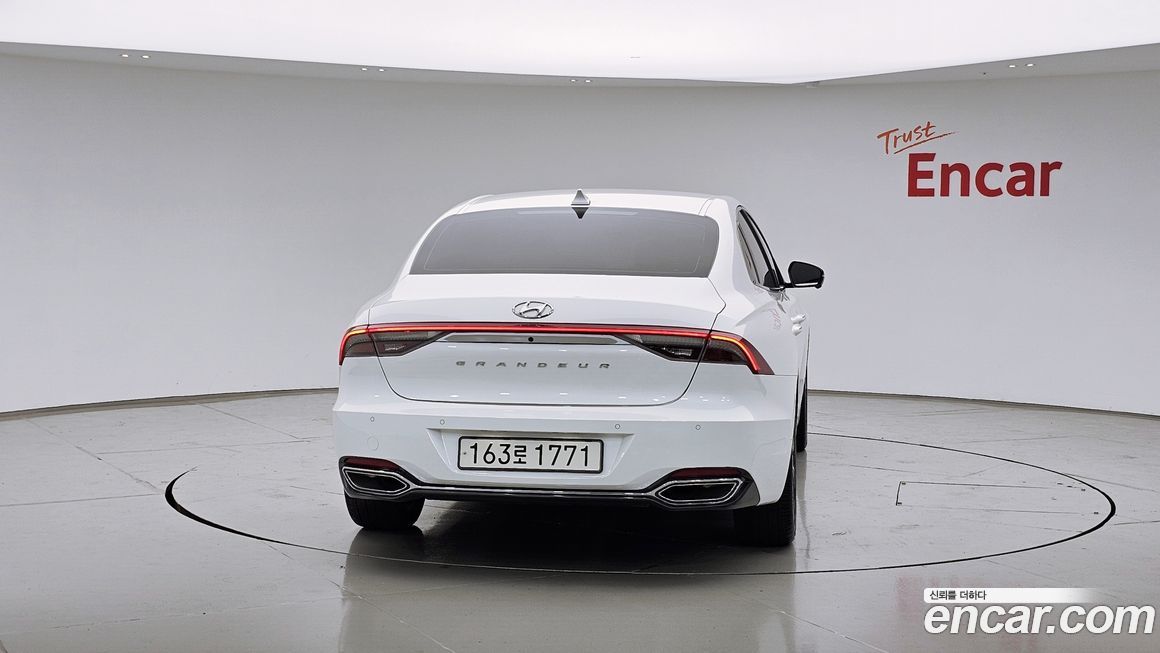 Hyundai Grandeur 2022