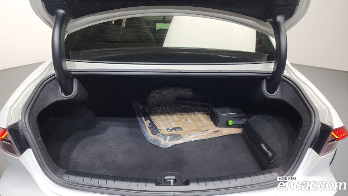 Hyundai Grandeur 2021