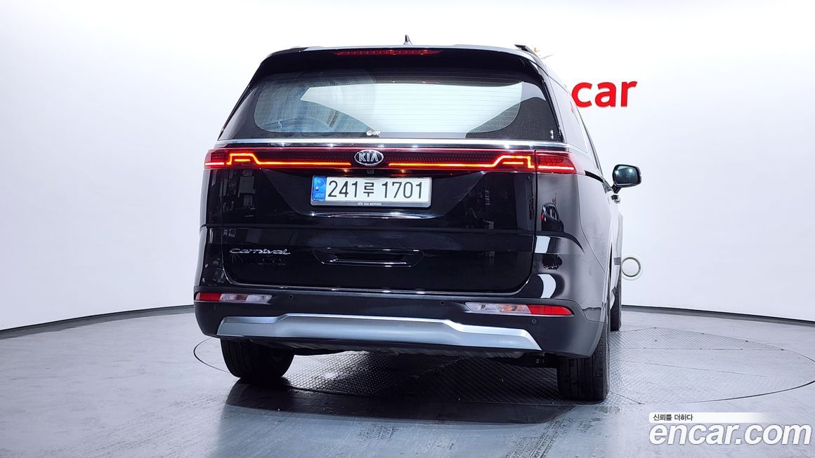 Kia Canival 2021