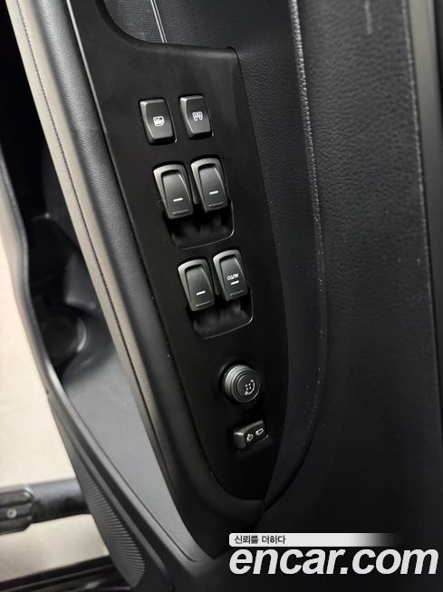 KG_Mobility_Ssangyong Rexton 2023