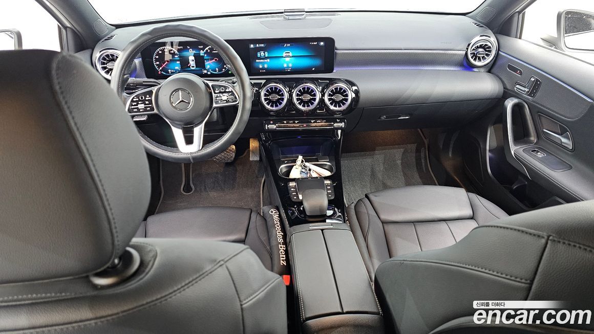 Mercedes-Benz A-Class 2023