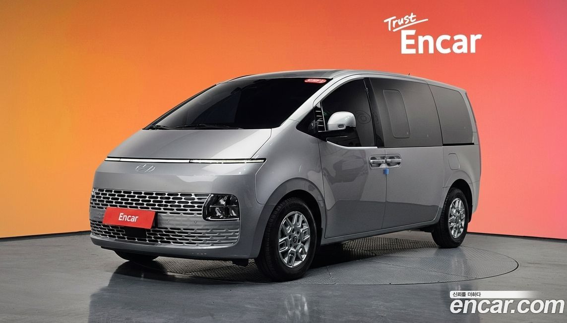 Hyundai Staria 2025