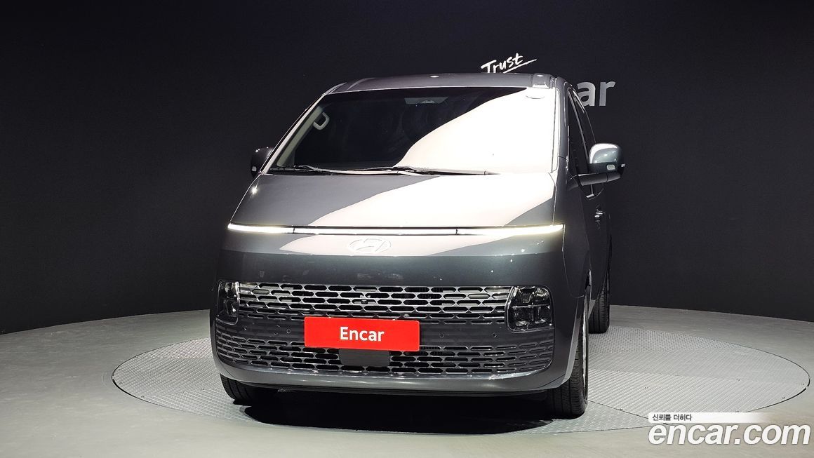 Hyundai Staria 2023
