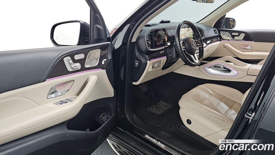 Mercedes-Benz GLE-Class 2021