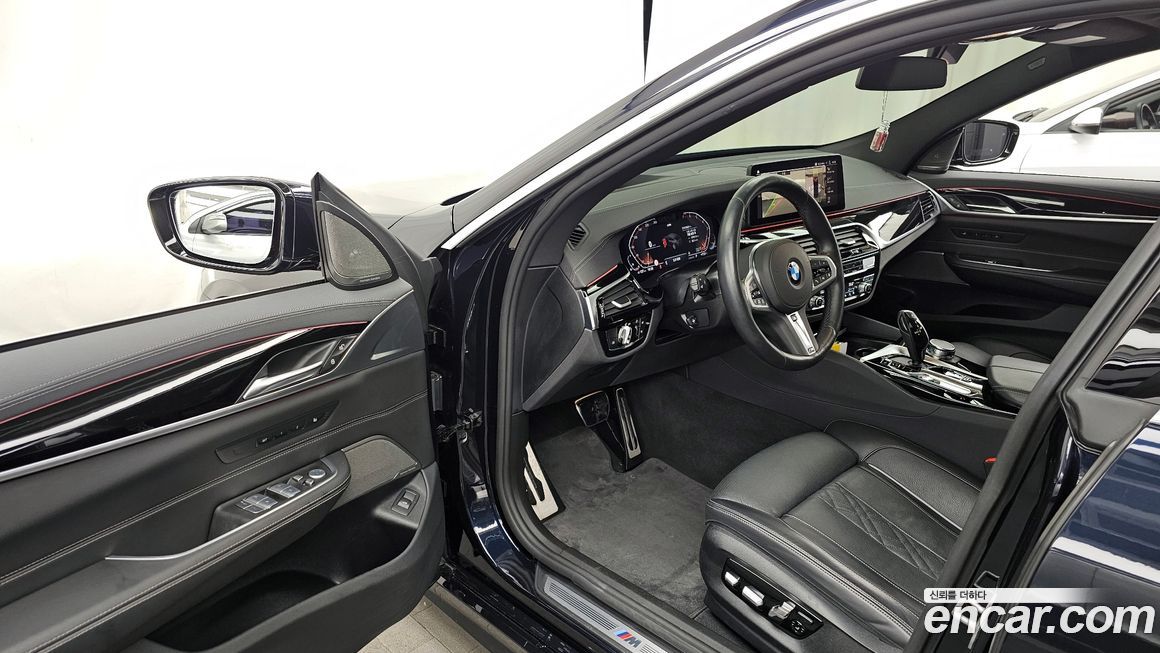 BMW Gran Turismo 2024