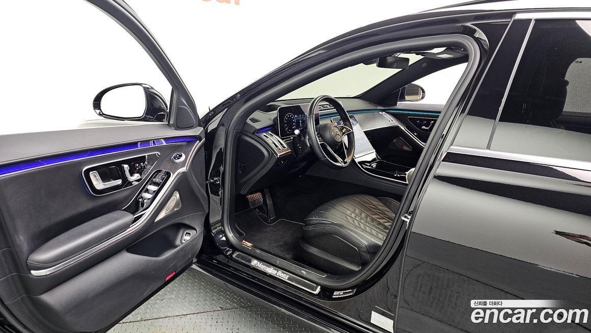 Mercedes-Benz S-Class 2021