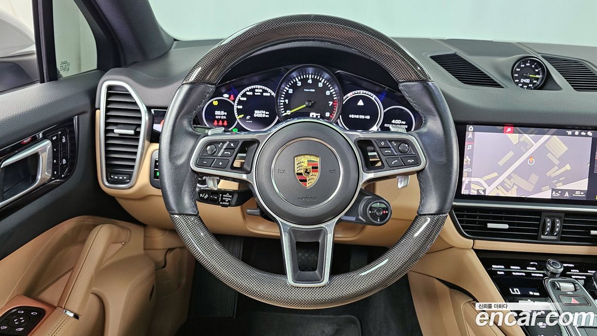 Porsche Cayenne 2021