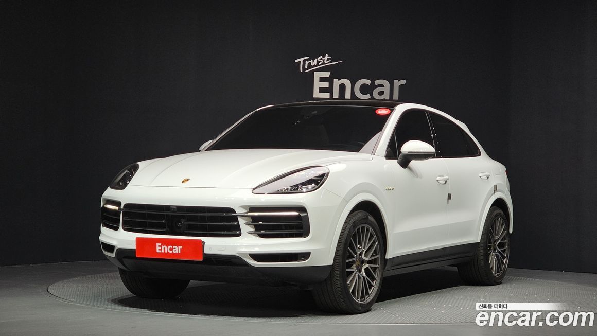 Porsche Cayenne 2021