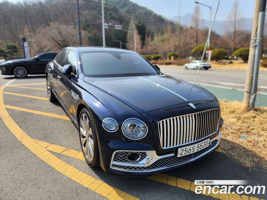 Bentley Flying Spur 2022