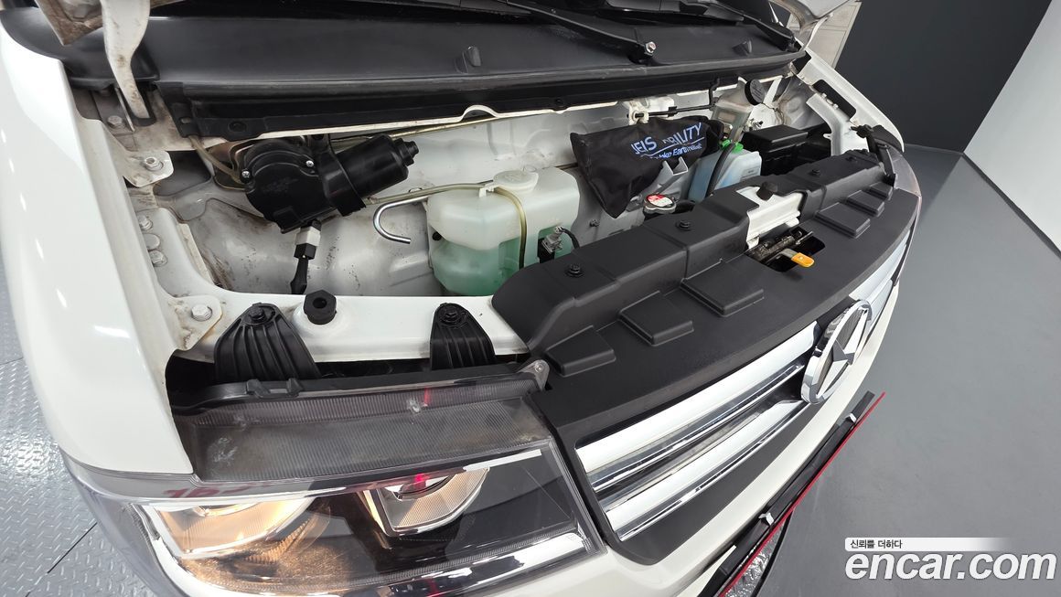 Xin yuan ET Van 2023