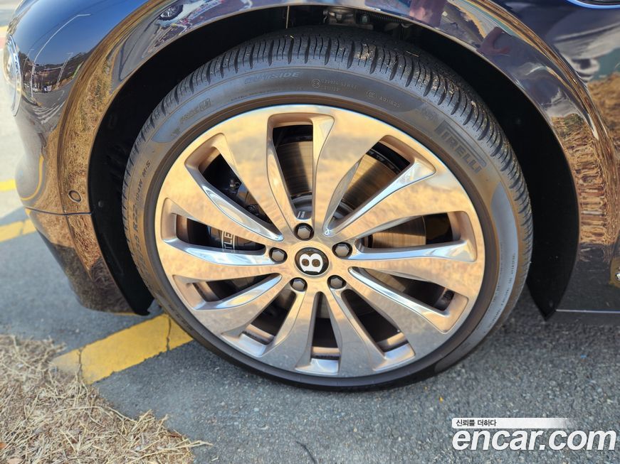 Bentley Flying Spur 2022