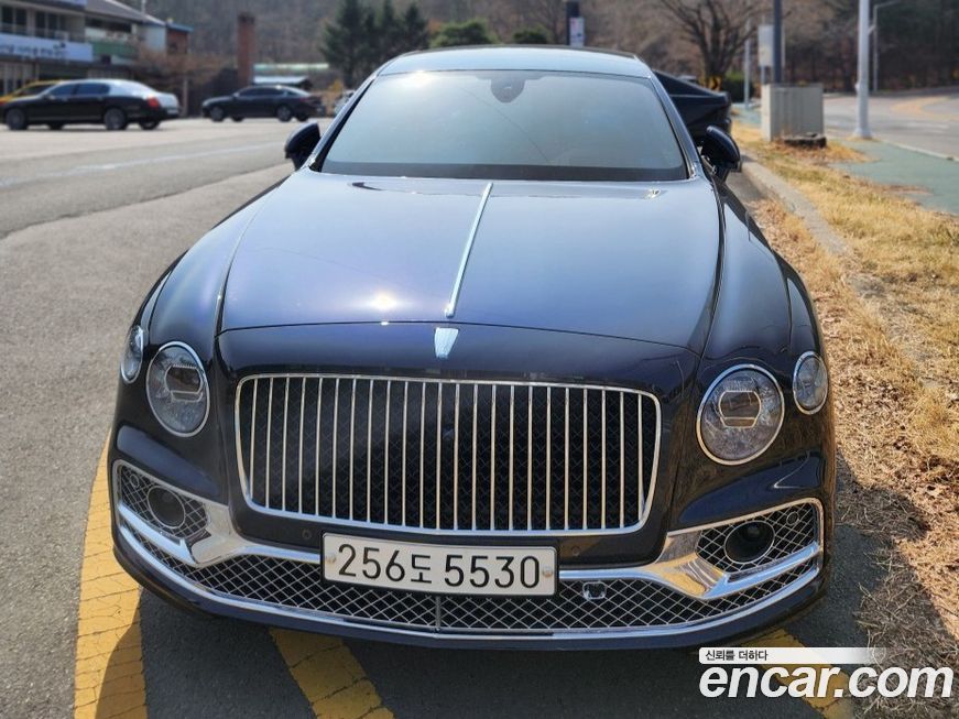 Bentley Flying Spur 2022