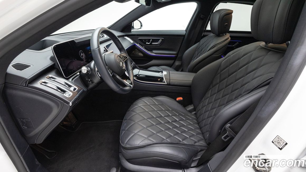 Mercedes-Benz S-Class 2024