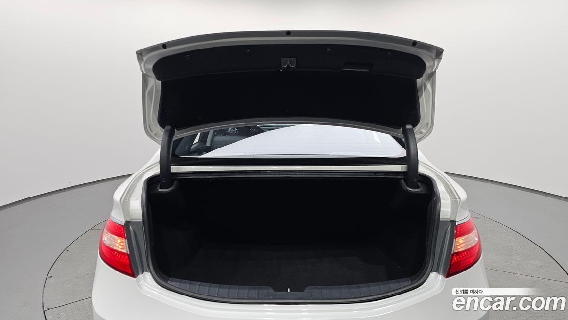 Hyundai Grandeur 2015