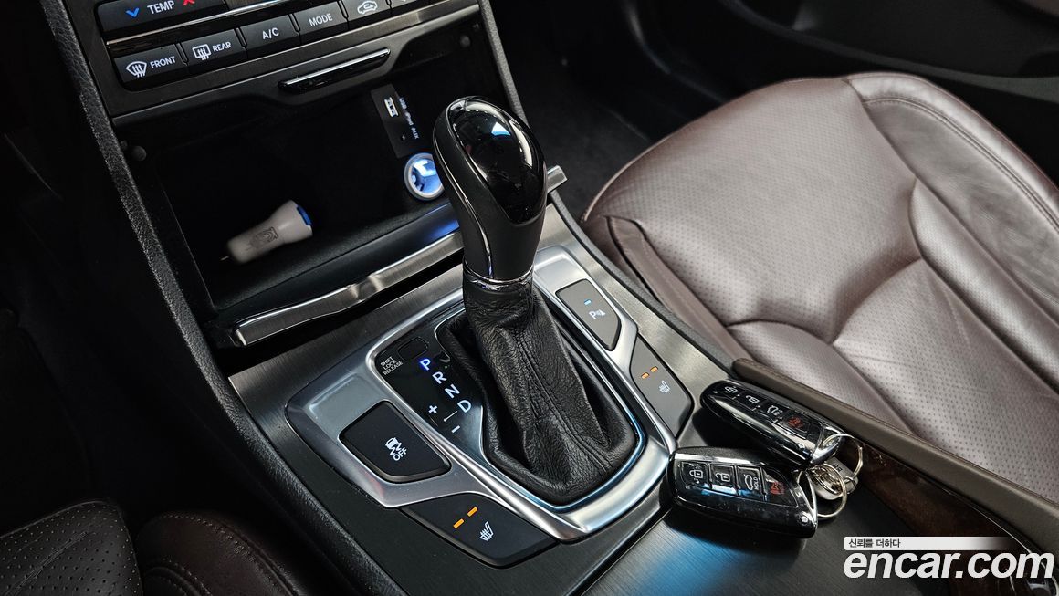 Hyundai Grandeur 2015