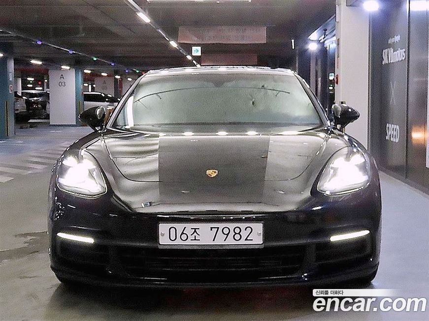 Porsche Panamera 2019