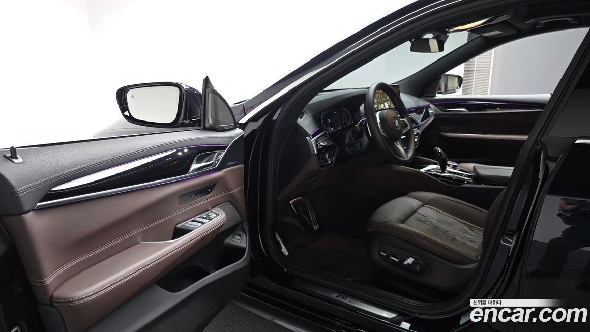 BMW Gran Turismo 2024