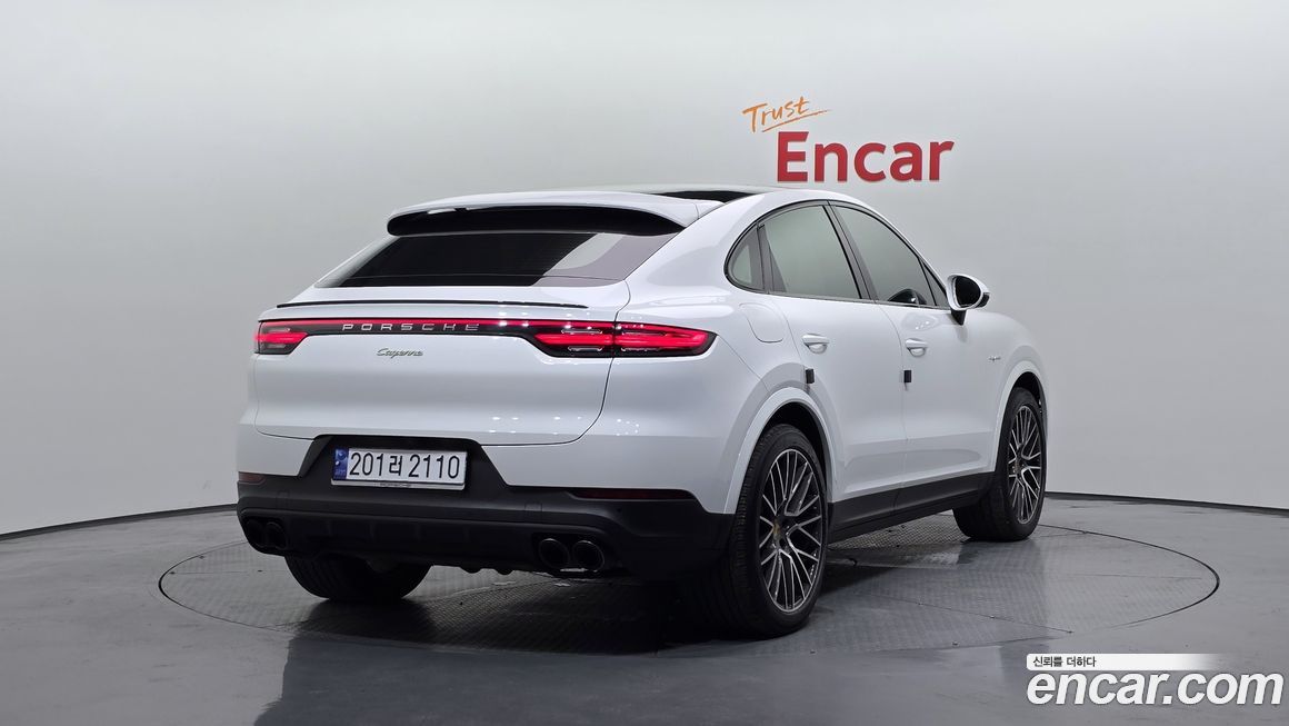 Porsche Cayenne 2021