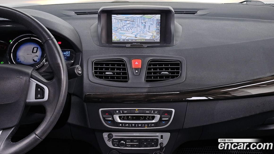 Renault-KoreaSamsung SM3 2014