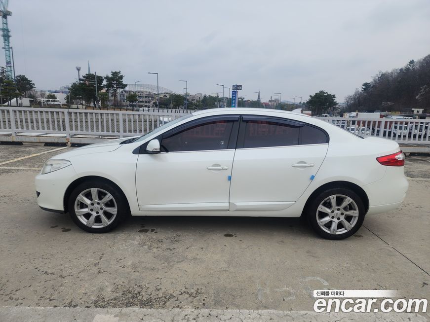 Renault-KoreaSamsung SM3 2011