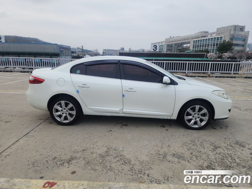 Renault-KoreaSamsung SM3 2011