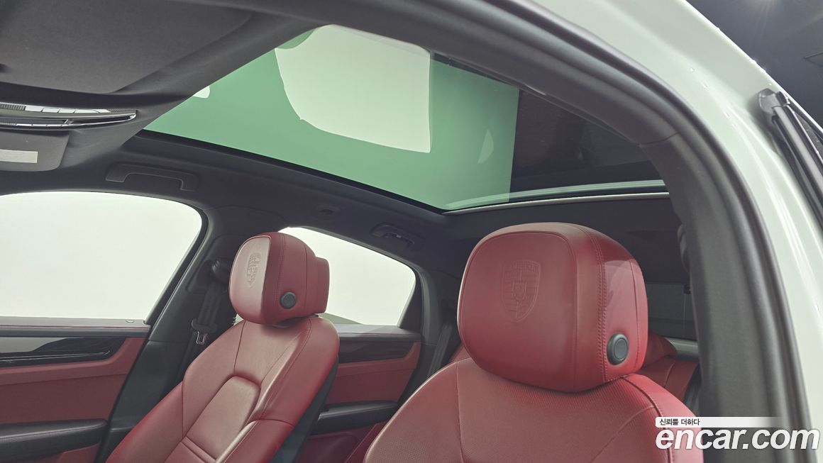 Porsche Cayenne 2021