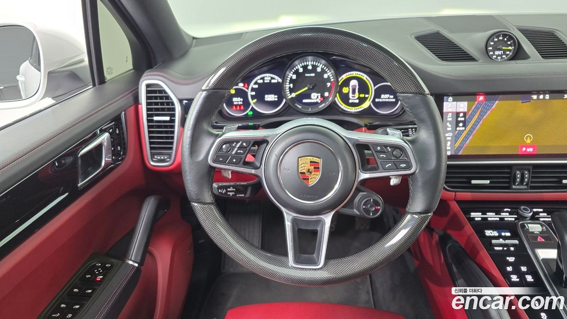 Porsche Cayenne 2021