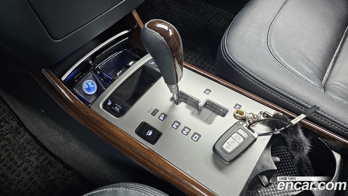 Hyundai Grandeur 2010