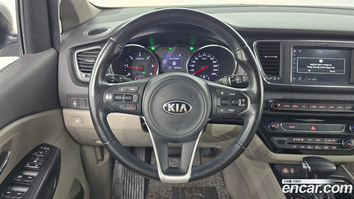 Kia Canival 2018