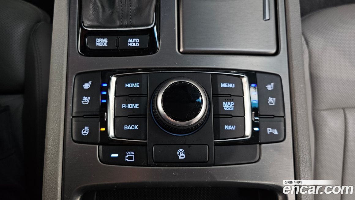 Hyundai Genesis 2015