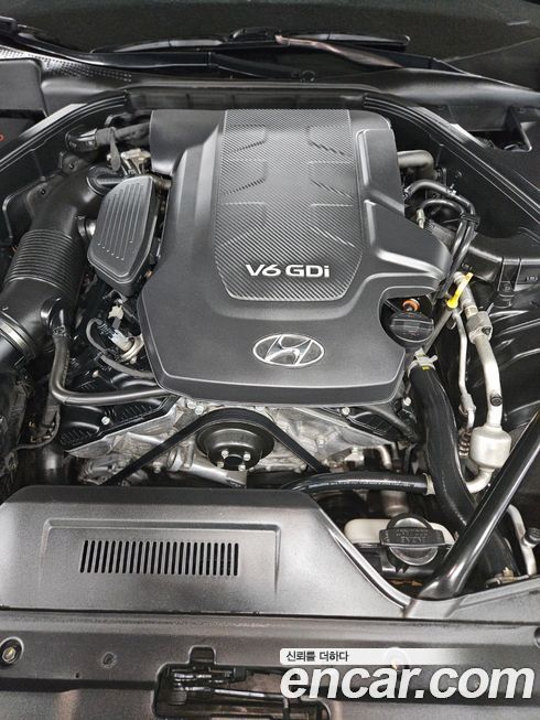 Hyundai Genesis 2015