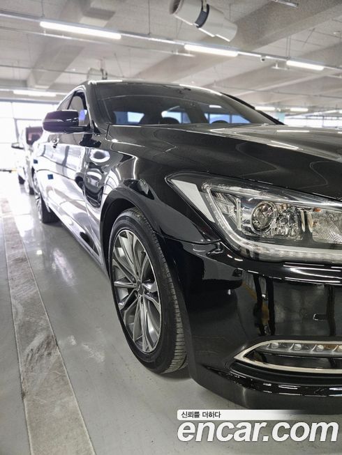 Hyundai Genesis 2015