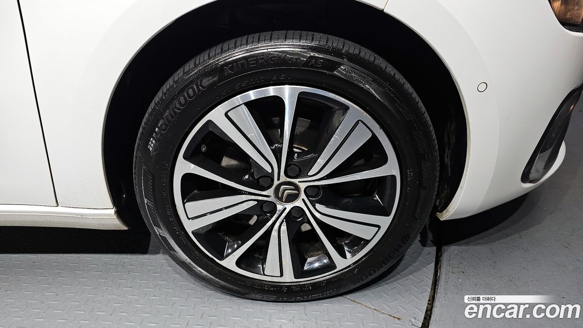 Citroen-DS C4 SpaceTourer 2019