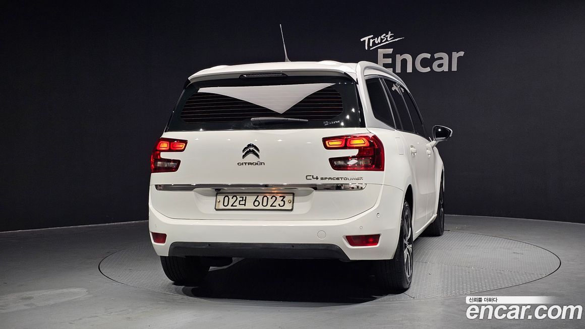 Citroen-DS C4 SpaceTourer 2019