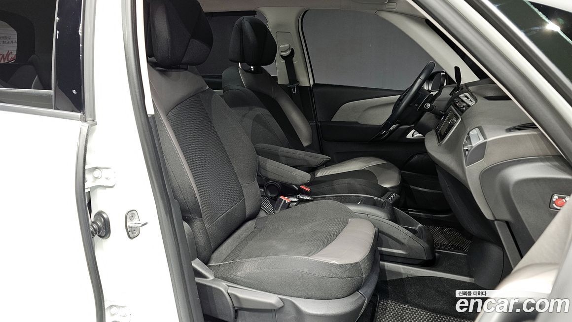 Citroen-DS C4 SpaceTourer 2019