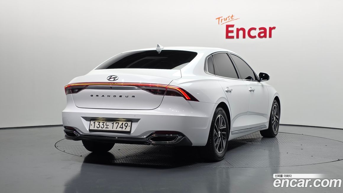 Hyundai Grandeur 2021