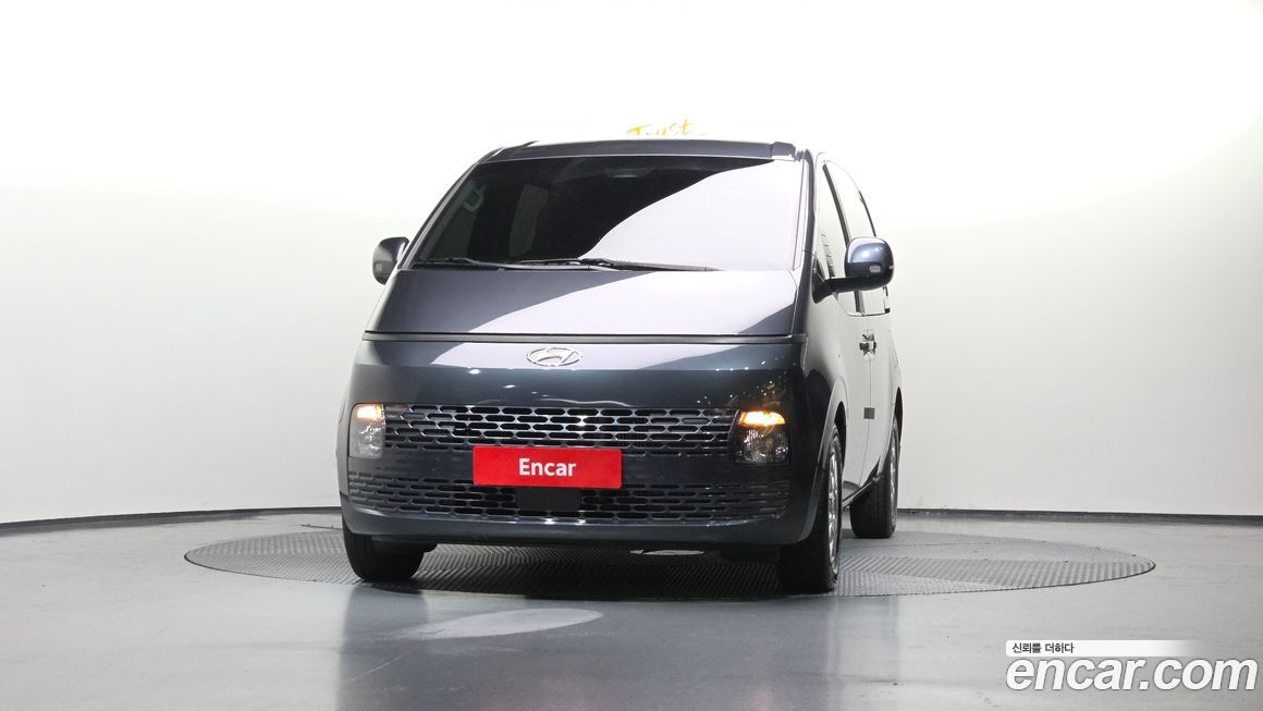 Hyundai Staria 2023