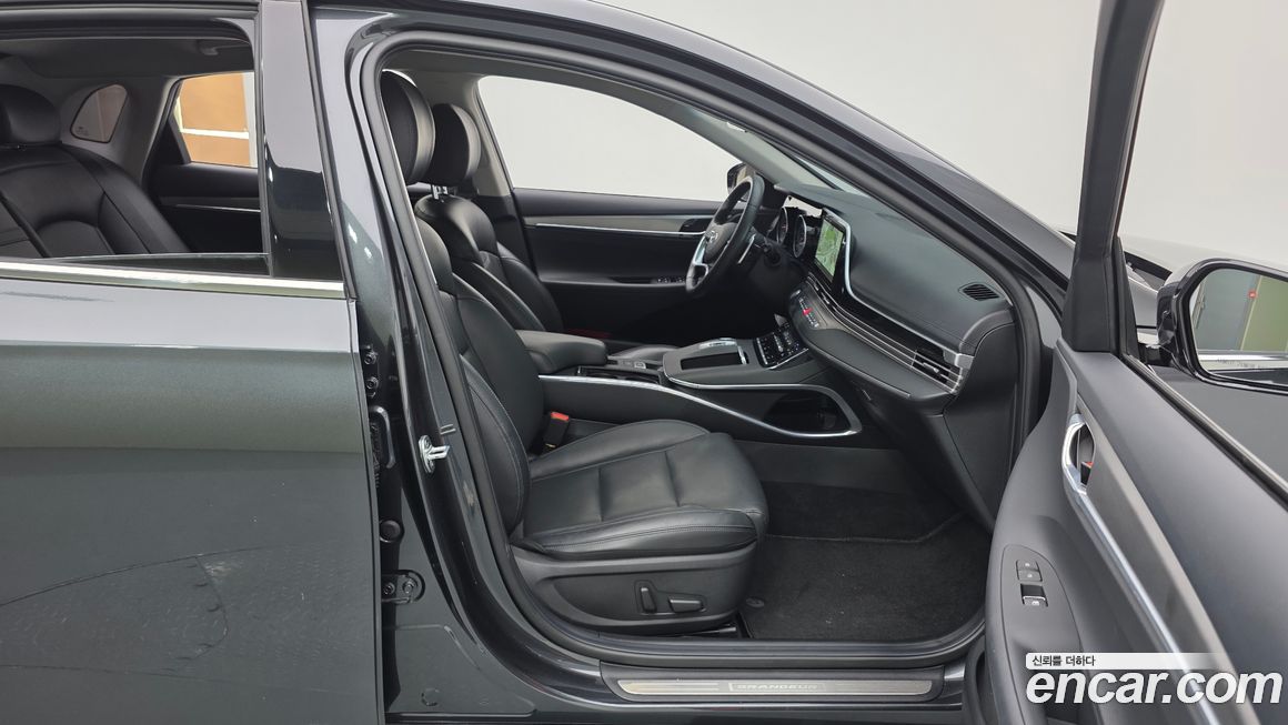 Hyundai Grandeur 2020