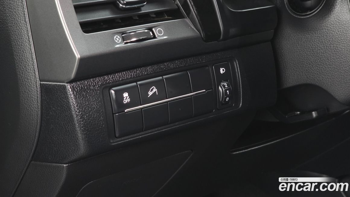 KG_Mobility_Ssangyong Rexton 2021