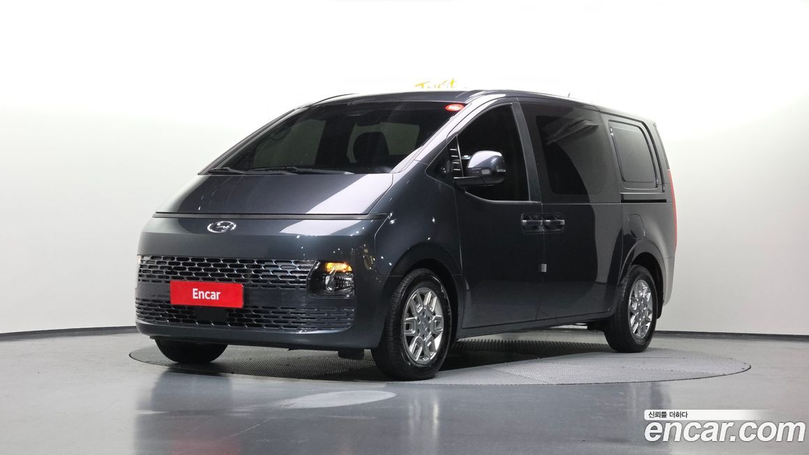 Hyundai Staria 2023