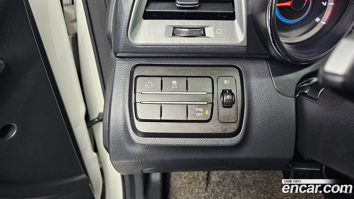 KG_Mobility_Ssangyong TIBOLI 2018